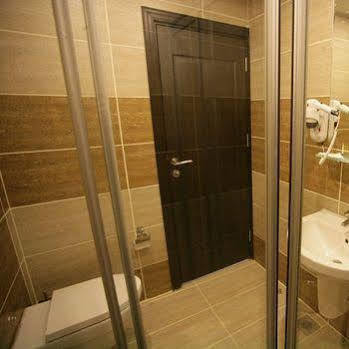 Hotel Guven Шанлиурфа Екстер'єр фото